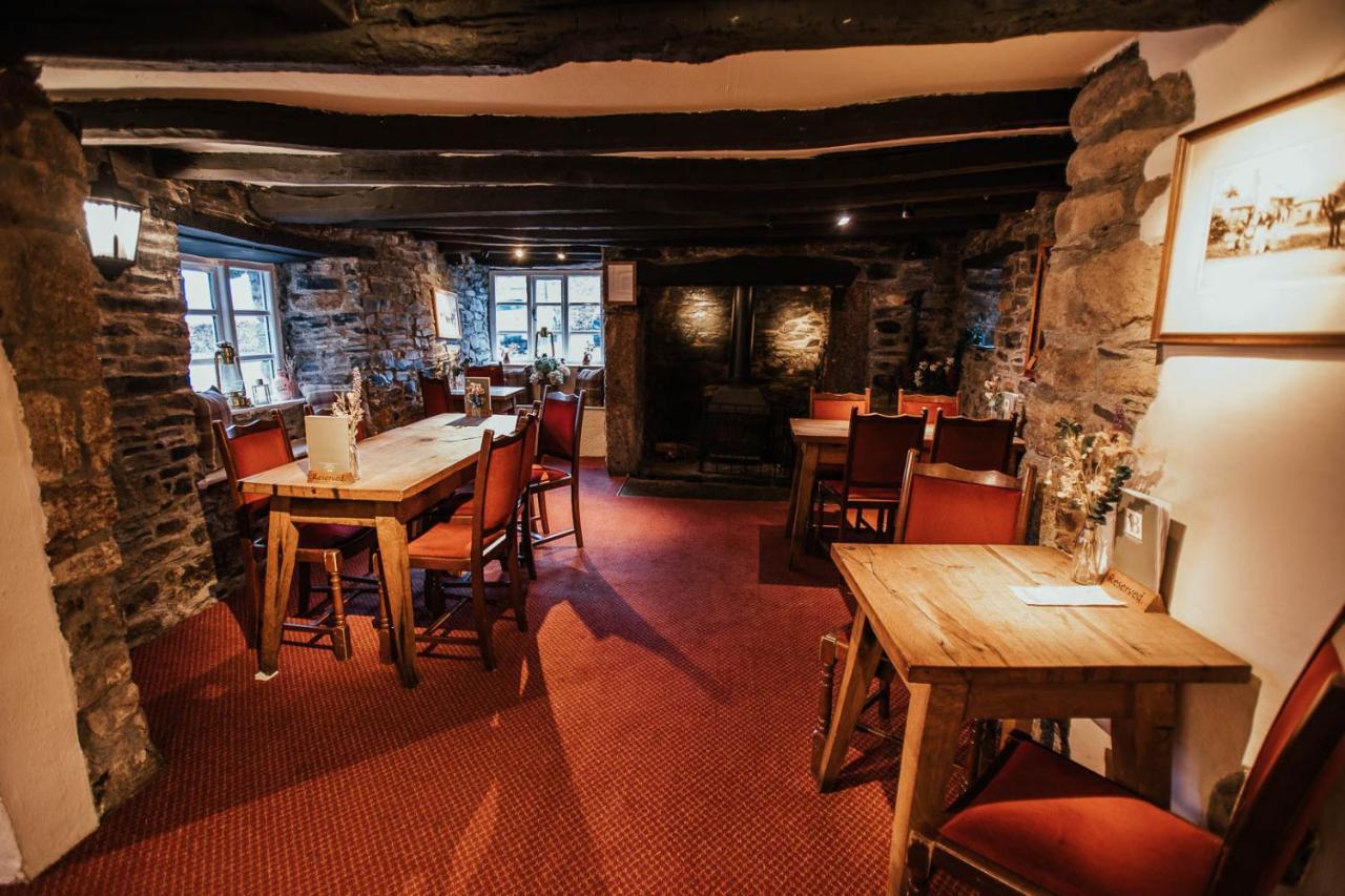 Bearslake Inn Bridestowe Exteriér fotografie