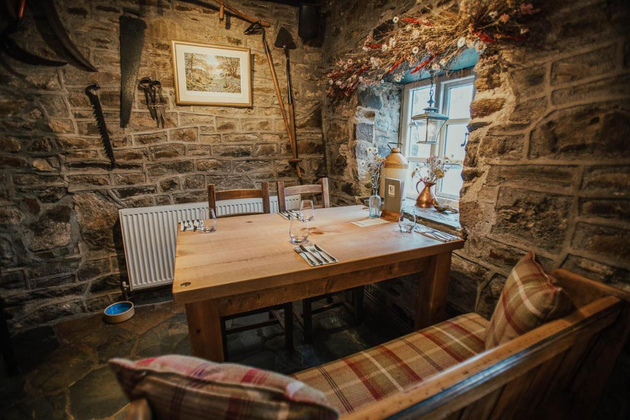 Bearslake Inn Bridestowe Exteriér fotografie