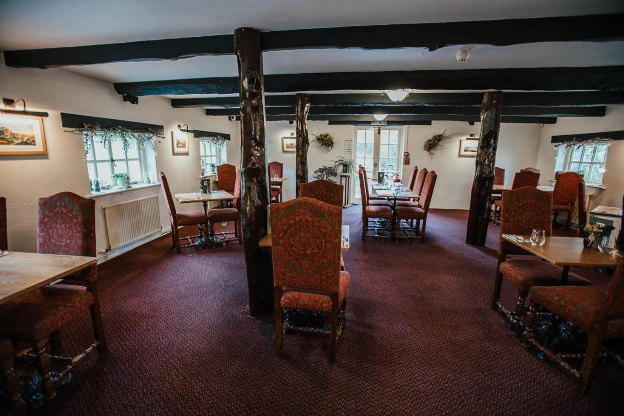 Bearslake Inn Bridestowe Exteriér fotografie