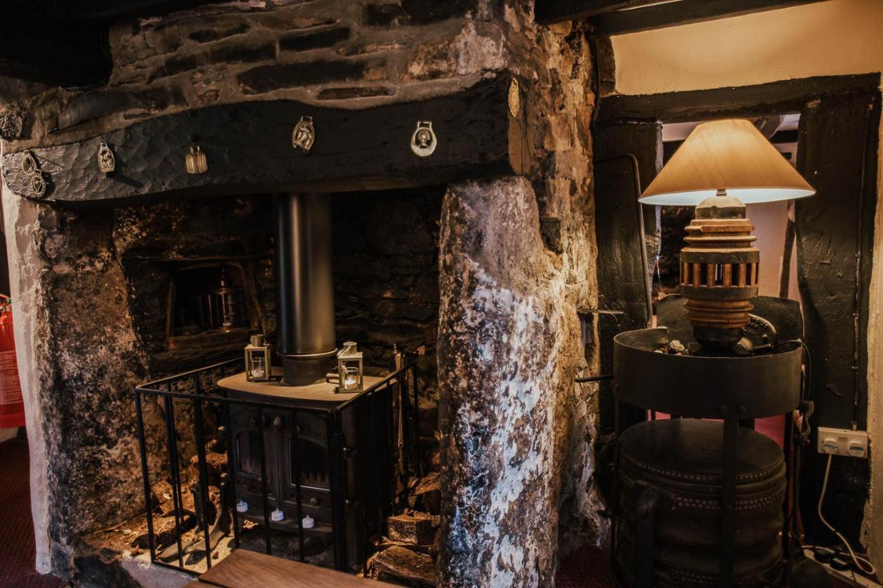 Bearslake Inn Bridestowe Exteriér fotografie