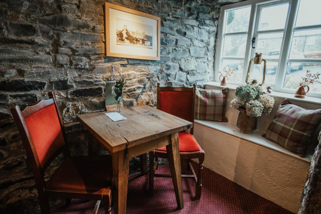 Bearslake Inn Bridestowe Exteriér fotografie