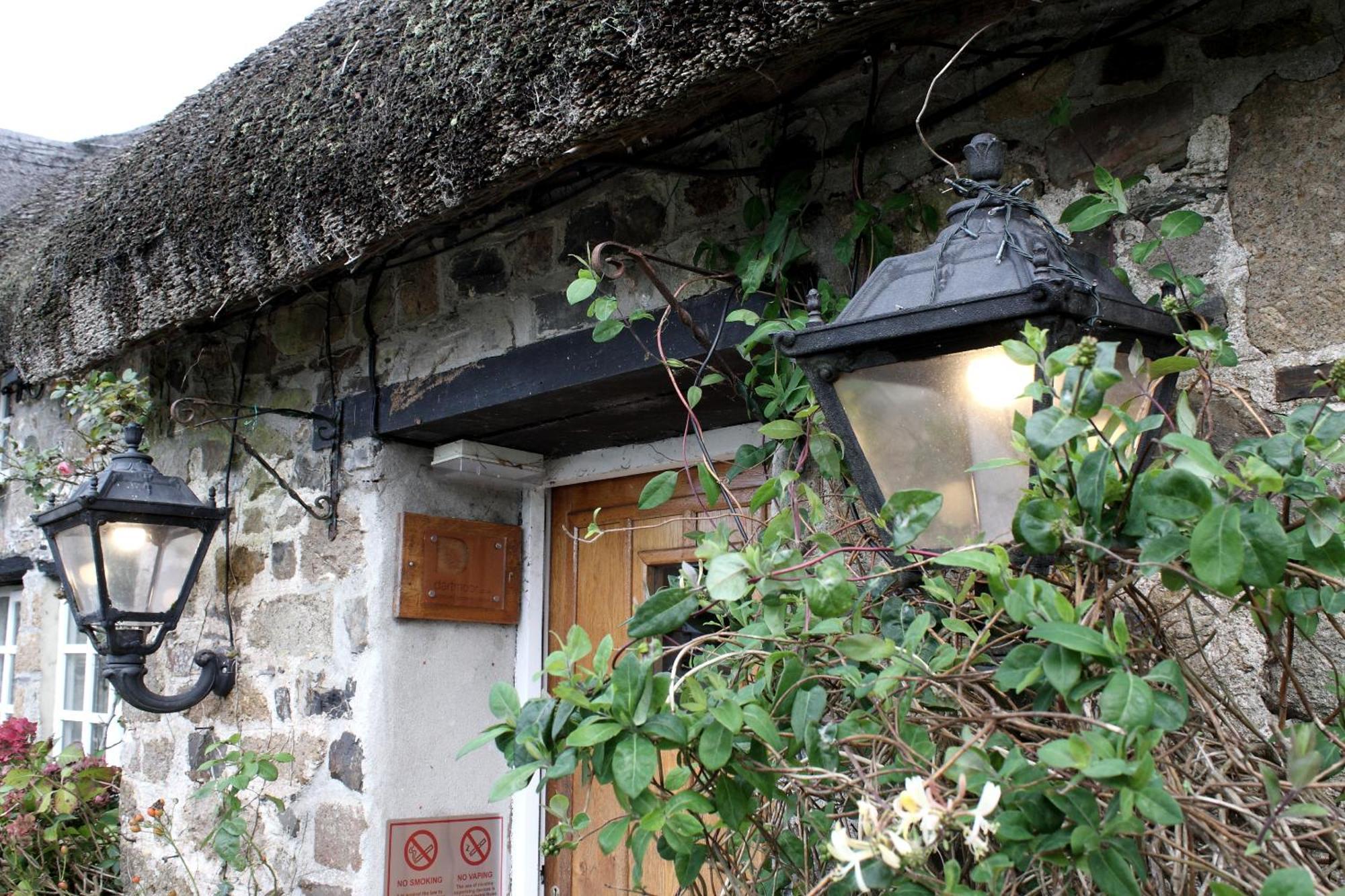 Bearslake Inn Bridestowe Exteriér fotografie